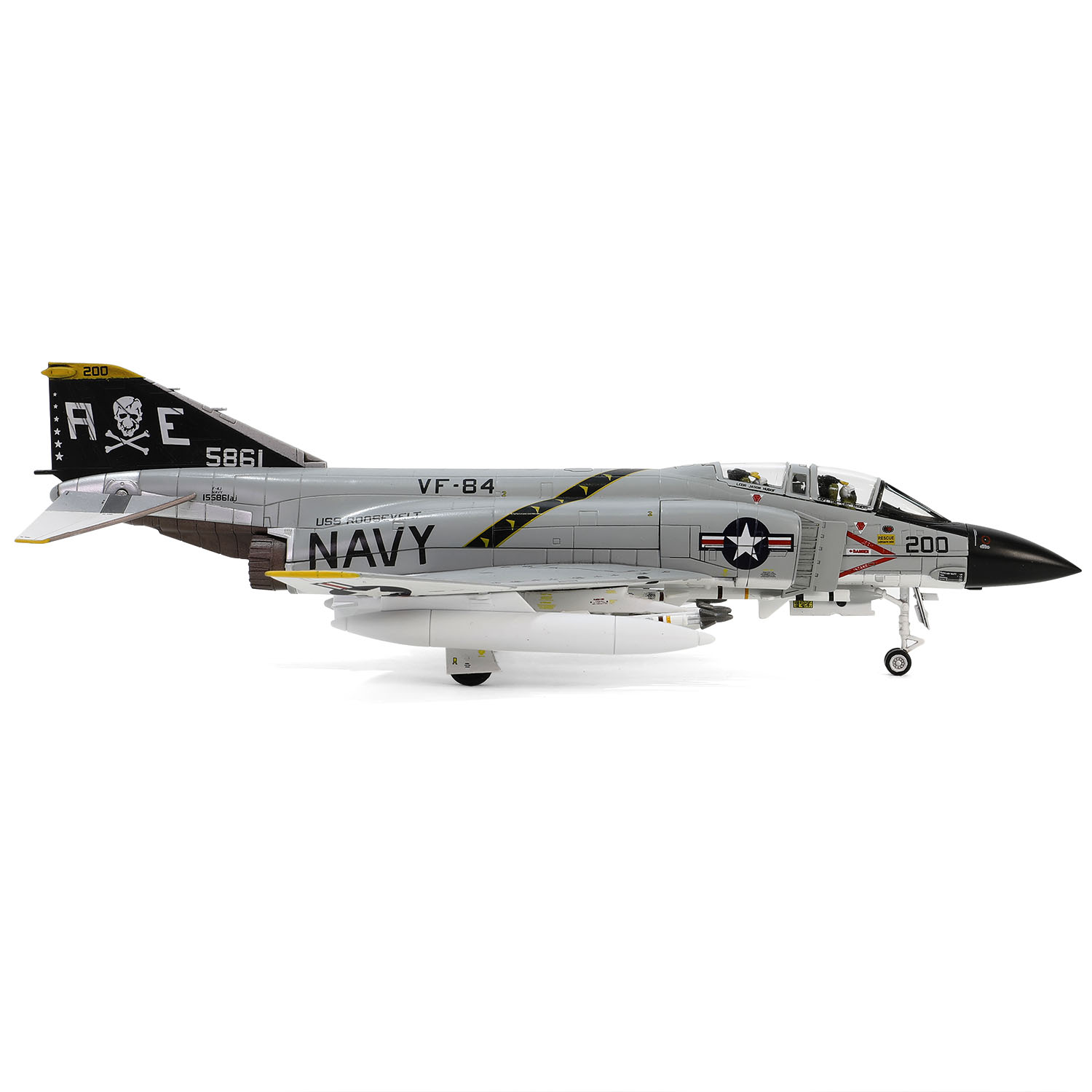 McDonnell Douglas F-4J Phantom II, U.S.Navy, VF-84 Jolly Roger, RE200, USS Roosovelt